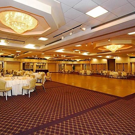 Quality Inn & Conference Center Maple Shade Restoran foto